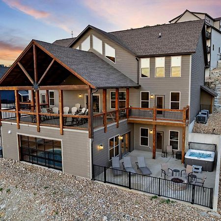 Chateau On The Cove ブランソン エクステリア 写真